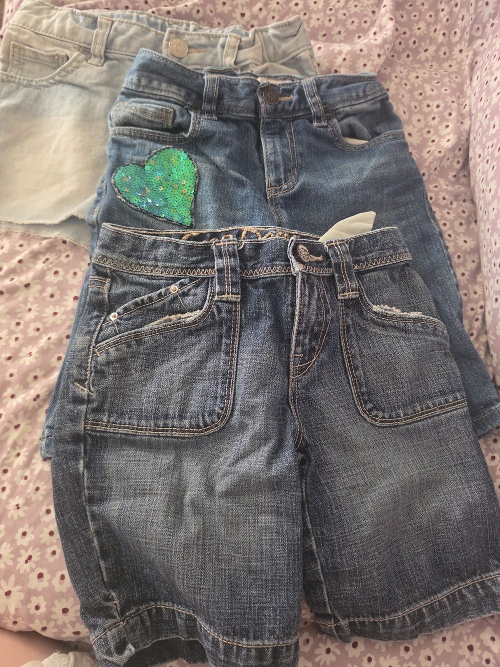 GAP Blue Denim Kids Shorts with Green Sequin Heart Accent Shot Lot